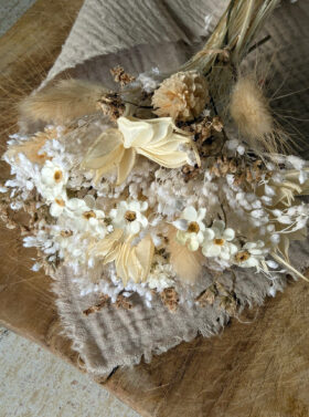 Dhalia🌾 - Petit bouquet de fleurs séchées naturelles pour décoration de table.