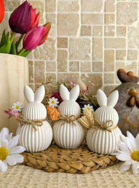 Petit lapin en jesmonite avec fleurs séchées – Création artisanale