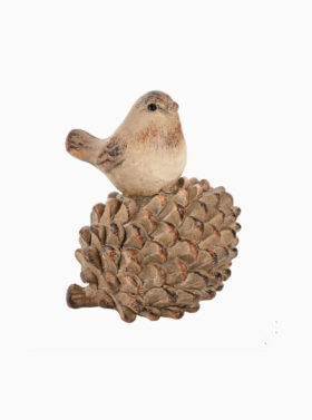 Figurine oiseau sur pomme de pin en résine – décoration nature