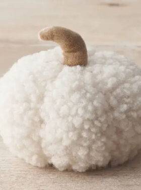 Petite citrouille décorative en bouclette - Coloris blanc