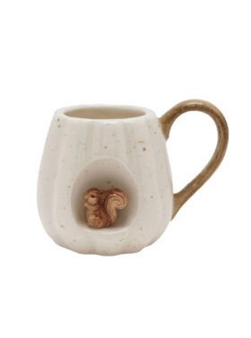 Tasse en céramique en forme de citrouille avec son petit écureuil